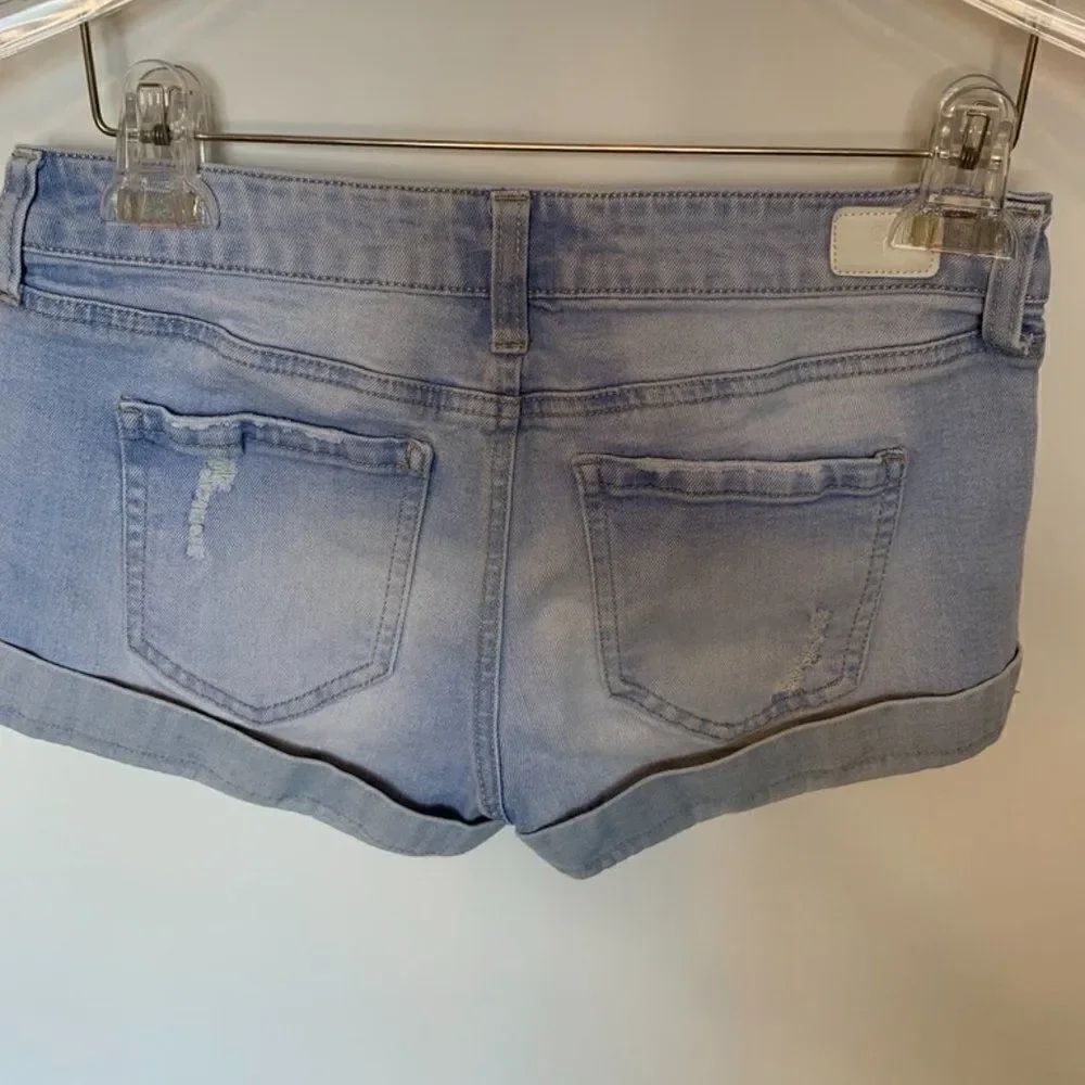 Celebrity Pink Light Denim Short - Picture 3 of 4